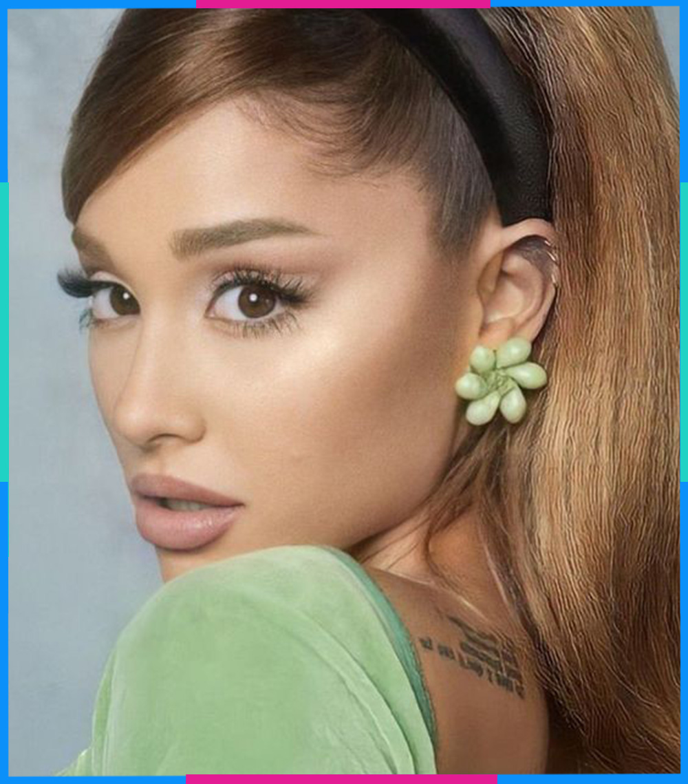 Đôi mắt Cự Giải Ariana Grande